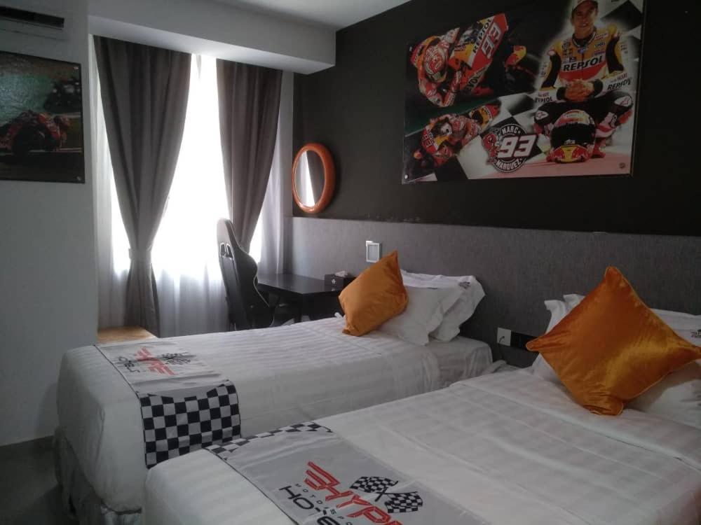 Hype Motorsports Hotel Port Dickson Exterior foto
